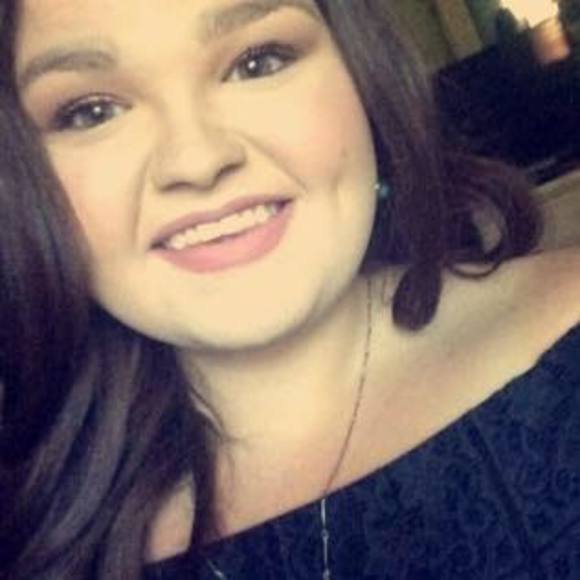 Meet your Posher, Katelynn - Picture 1 of 1